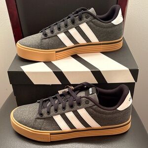New‎ Adidas Men's Daily 4.0 Charcoal and White Sneakers Size 9